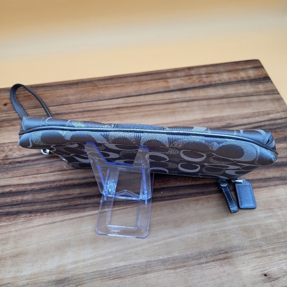 Coach Large Gray Signature Logo Patterned Wristlet, EUC - Picture 6 of 8